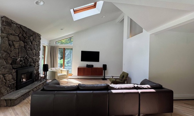 Jeffersonville House | Nature, Comfort and Culture in the Catskills