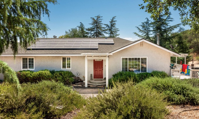 Ramona House | Nature Getaway with Game Room, Fire pit & Hot tub