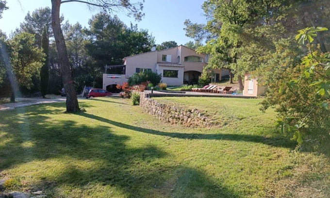 Venelles House | Nature in Aix