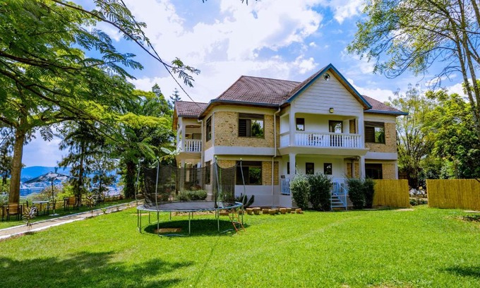 Remera Hotel | Nature Kigali
