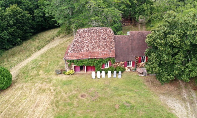 Urval Cottage | Nature Lover's Paradise: Perigourdine Cottage on idyllic 60 acre Perigord estate