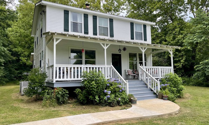 Olivehill Other | Nature Lovers Family Friendly Farmhouse near Pickwick Lake