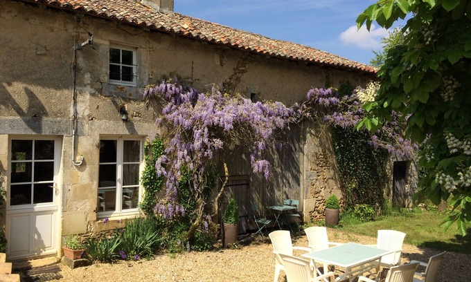 Montalembert Cottage | Nature, Peace and Authenticity.