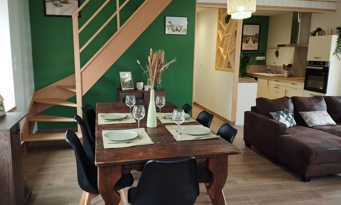 Beaune-d'Allier Cottage | Nature retreat, modern comfort, air conditioning, parking, WiFi