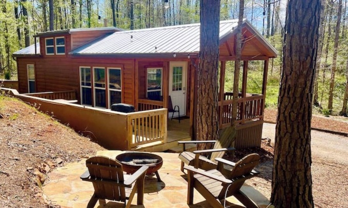 Jacksons' Gap Cabin | Natures Cove Cabin A-kayaks/fire pit/pet friendly
