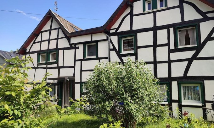 Hellenthal Apartment | Naturnah in Hellenthal