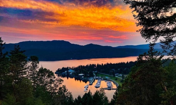 Rosario House | Nautical Cabin with Best view on Orcas Island