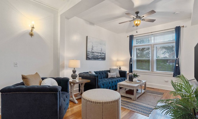 Downtown Syracuse Apartment | Nautical Lover's Apartment in Syracuse!