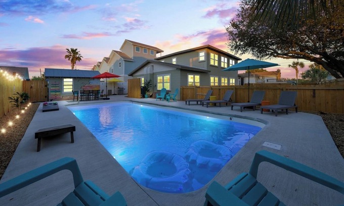 Laguna Beach Estates House | Nautical Rose: Private Pool, Hot Tub, Fire Pit,16+