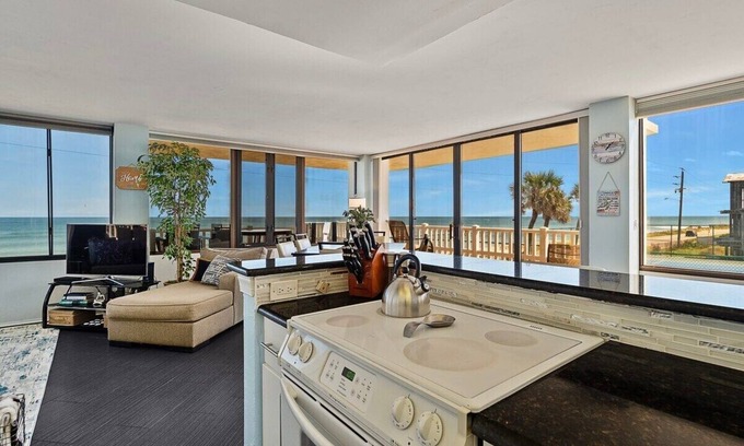 Flagler Beach Condo | Nautilus Breeze- Ocean Front Luxury 3/2 Condo