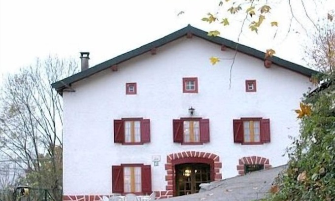 Valcarlos Cottage | Navarlaz House for 13 people