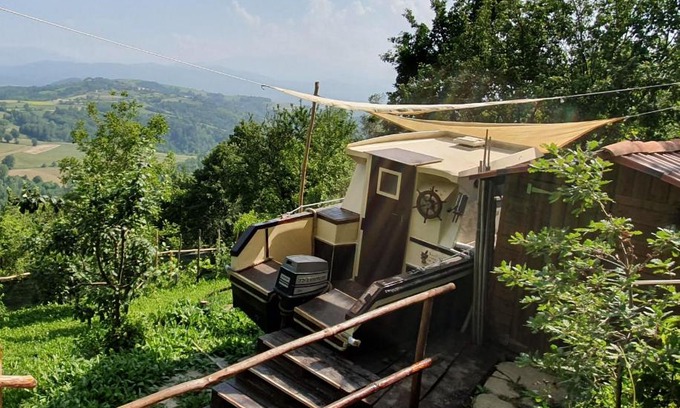 Torresina Bed & Breakfast | Nave nel Bosco