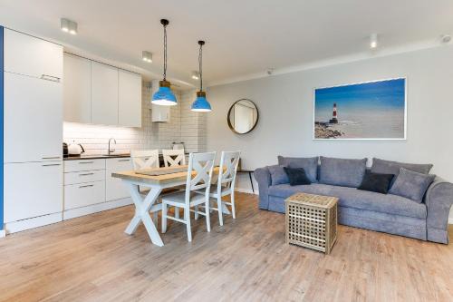 Karlikowo Apartment | Naviflat- Luxury Sopot Residence Okrzei 21 by Lion Apartments