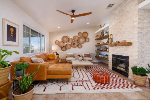 Landers House | Navigate Stays Presents Mystic Sky Desert Ranch