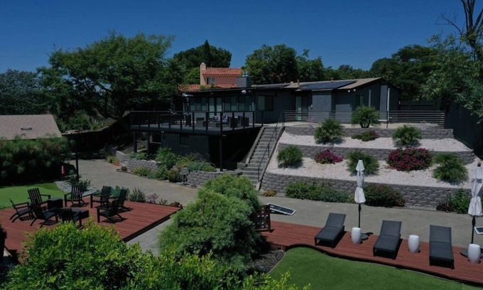 Serra Mesa House | Navigate Stays Unforgettable Retreat w/ Mini-Golf