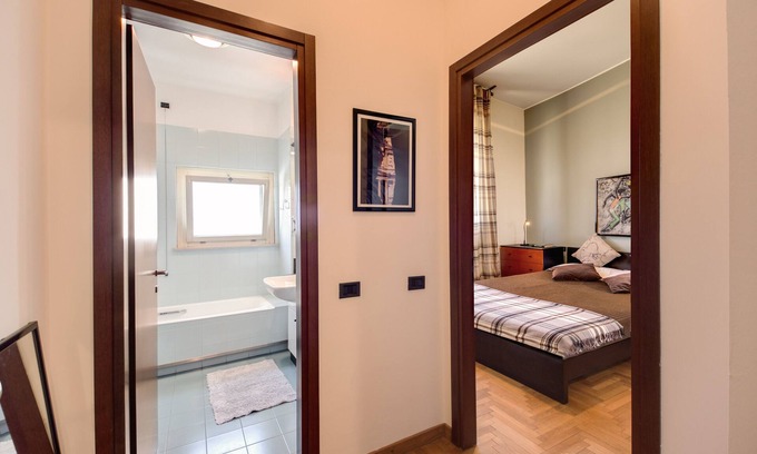Lorenteggio House | Naviglio Grande Double Apartment