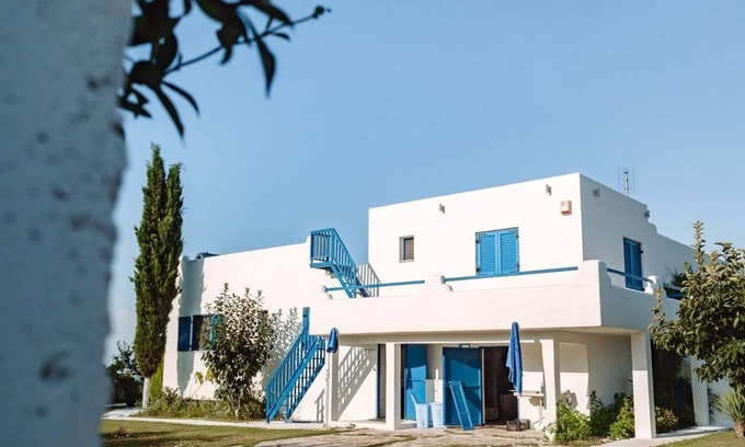 Makrigialos Villa | Navy Greece Villa with swimming pool & sea view