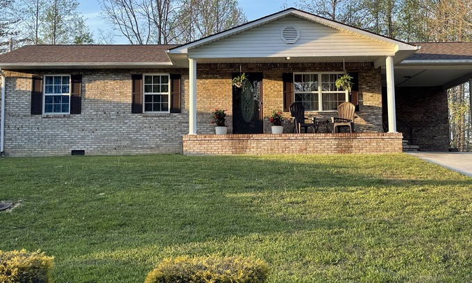 Winona House | Near ATV Access to trailheads & located near Big South Fork National Park