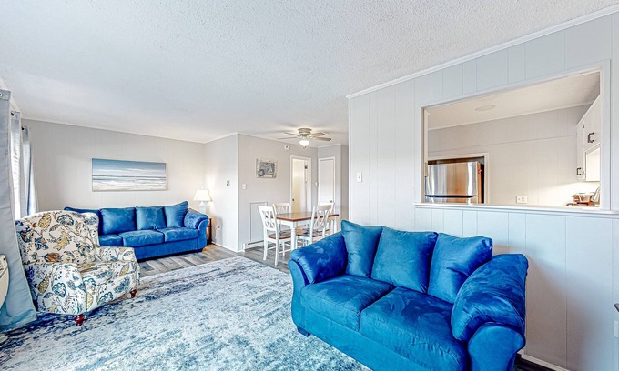 Ocean City Condo | Near beach & boardwalk, with modern amenities - Golden Gate community