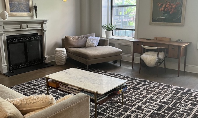Upper East Side Apartment | Near Central Park And All Museums