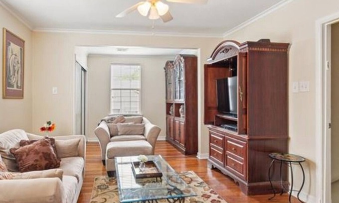Dillard House | Near City Park and Bayou St John Peaceful and Pleasant