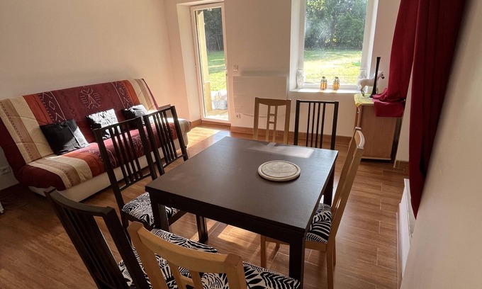 Couilly-Pont-aux-Dames Apartment | Near Disney, apartment in large, quiet property.
