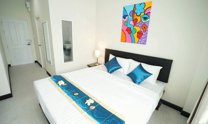 Sanambin Hotel | Near Don Muang Airport Double bed Room with ABF