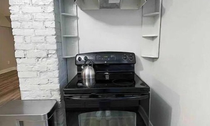Ruffin Apartment | Near Downtown Greensboro & UNCG/NCAT Suite