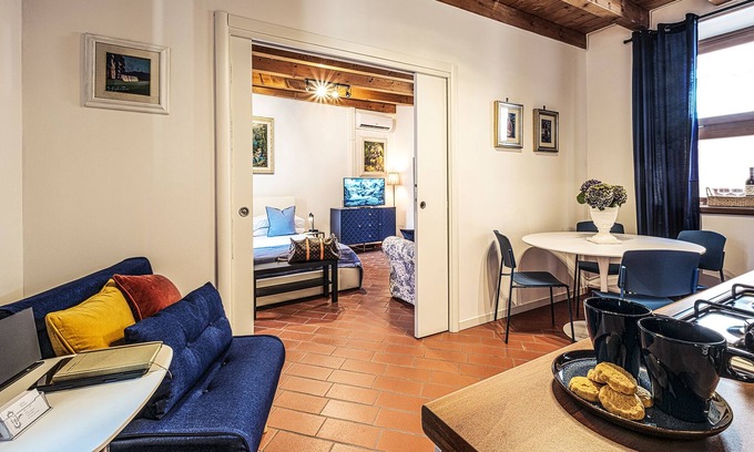 Peschiera del Garda Apartment | Near Gardaland, 2 minutes from the lake, in the heart of Peschiera del Garda! Xenia19