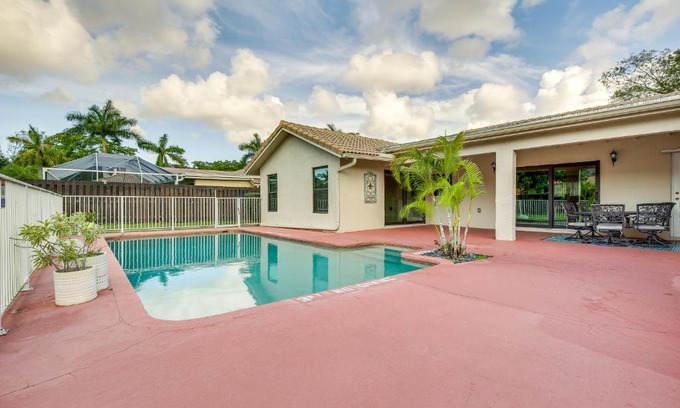 Coral Springs House | Near Golf and Beaches Coral Springs Home with Yard!