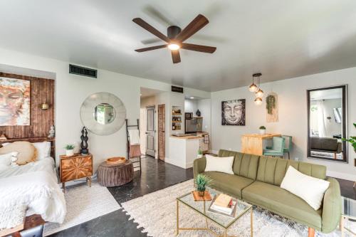Indian Wells Apartment | Near Golf Indian Wells Studio with Pool Access