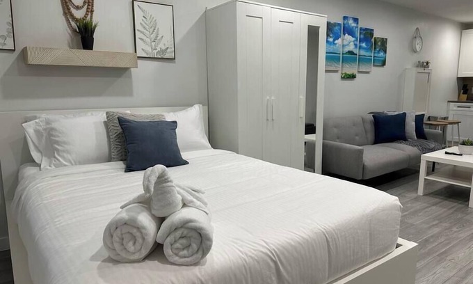 River Oaks House | Near Hard Rock, Fort Lauderdale airport (U-2)