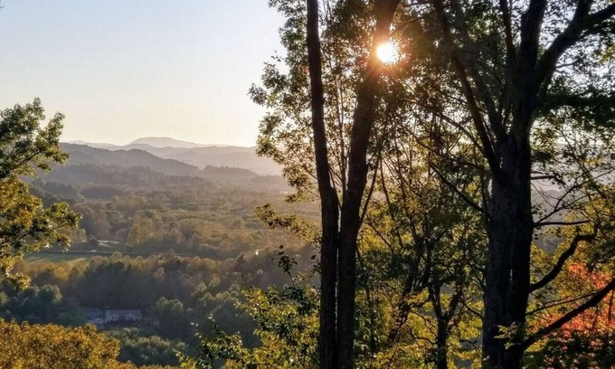 Hendersonville House | Near hiking, Brevard, & HVL; Quiet, convenient with MTN VIEWS