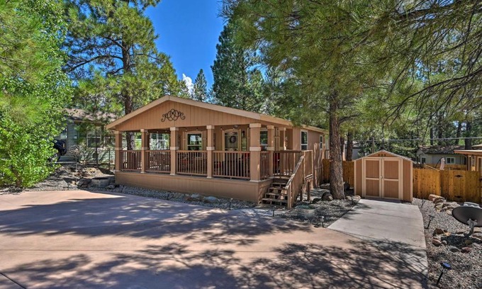 Munds Park House | Near Hiking Munds Park Cabin with Deck and Yard