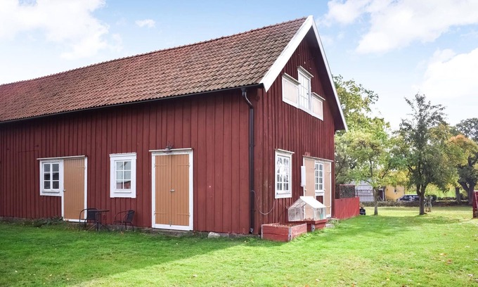 Kalmar House | Near Kalmar welcomes you this compact and functional accommodation.