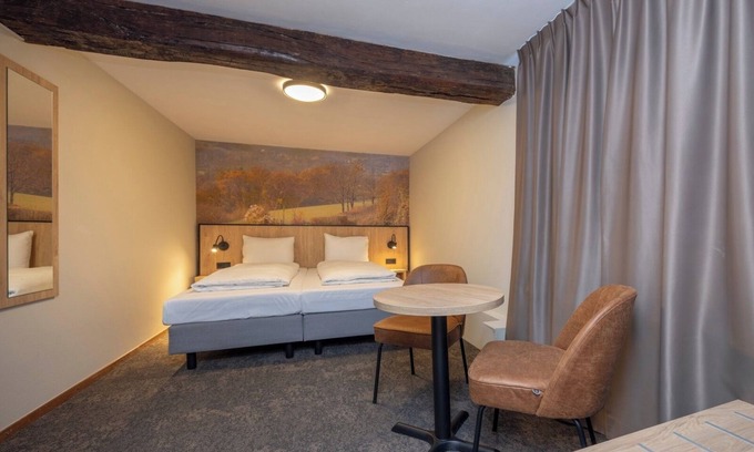 Municipality of Valkenburg aan de Geul Hotel | Near Kasteel Hoensbroek | Free Breakfast & Parking | Biking and Hiking Nearby
