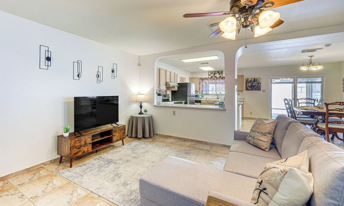 San Antonio House | Near Medical Center: Home w/Yard in San Antonio
