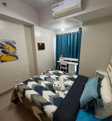 Tambo Apartment | Near NAIA&MOA with SEAview Fast WIFI&TV Okada Complex10F
