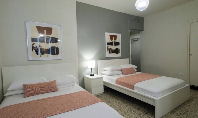 Miramar Apartment | Near Old San Juan & La Placita | For Family & Friends | Mini Fridge