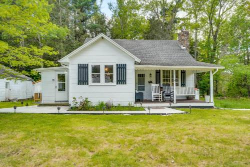 Blakeslee House | Near Parks and Lakes Blakeslee Home with Private Yard