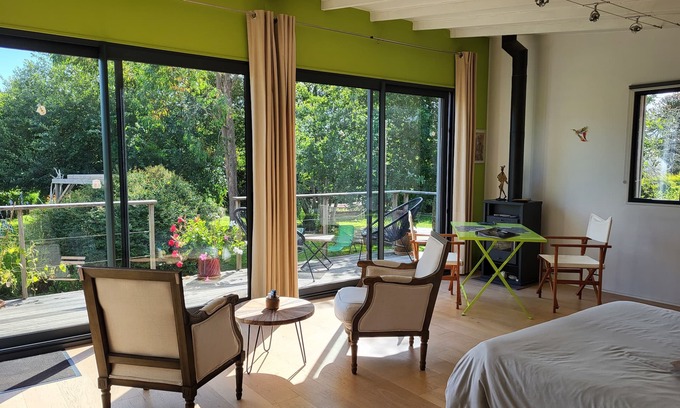 Riec-sur-Belon House | Near Pont-Aven, studio-gîte in the heart of the garden with private shower-hammam