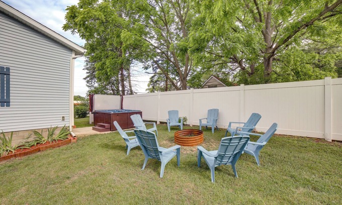 Fennville House | Near Saugatuck Dunes: Pet-Friendly Fennville Home!