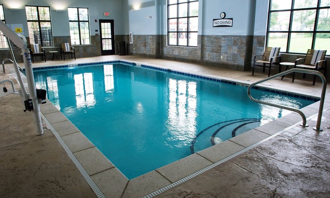 Lexington Apartment | Near U of Kentucky. Pool. Free Breakfast. Gym.