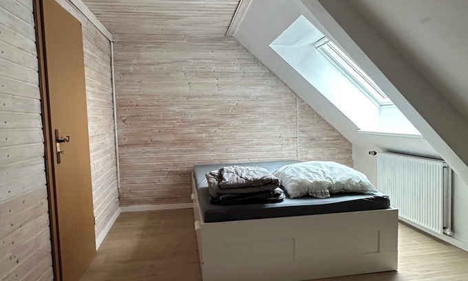 Warringholz Apartment | Near Wacken - large, quiet, animal-loving & in the countryside