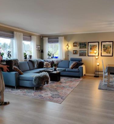 Fana House | Nearby Bergen, Midtunlia 27d
