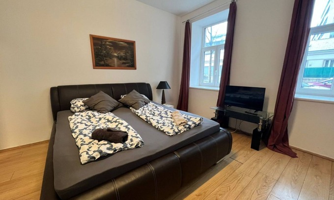 Simmering Apartment | Neat 1BR Apt. Simmering - Ideal for Longstays
