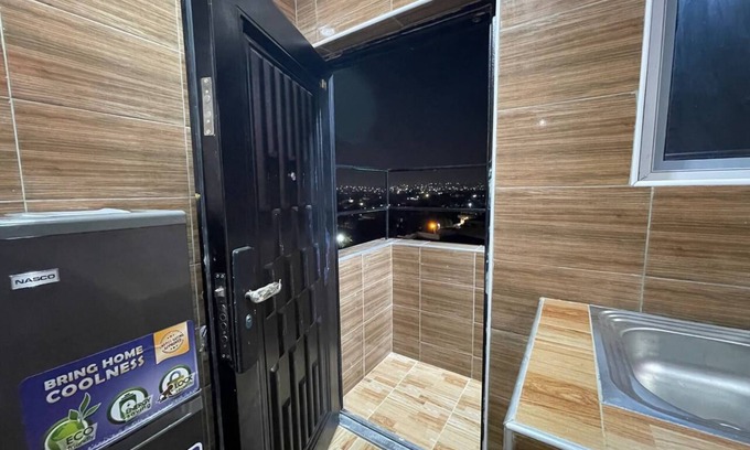 Accra Apartment | Neat and Cozy 1 Bedroom Apartment with Kitchen & Water Heater at Fise Pokuase