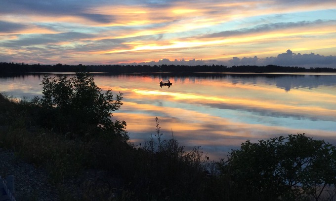 Necedah House | Necedah 2 Bdrm Vacation Cabin 5 Mins to Castle Rock Lake & Near Wisconsin Dells