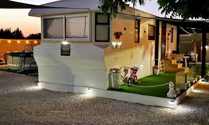 Geroskipou House | Nefeli's Dollhouse Caravan 3 minutes from Geroskipou Beach