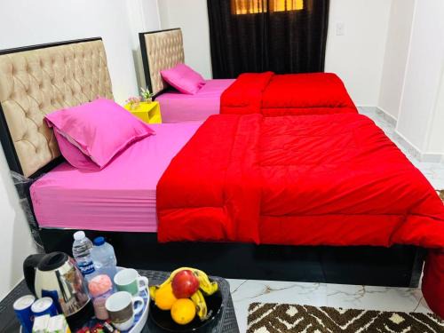 Kafrat al Jabal Hotel | Nefertiti guest house view pyramids